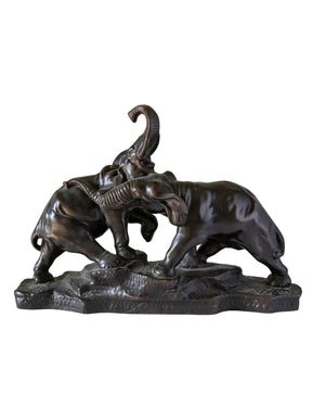Bronze of elephants fighting
