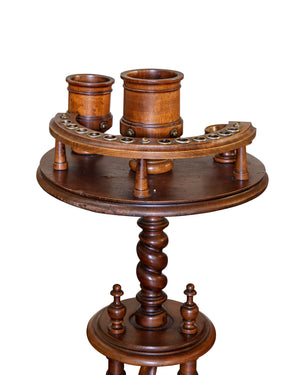 Mesa de fumador de pipa realizada en madera. Siglo XIX