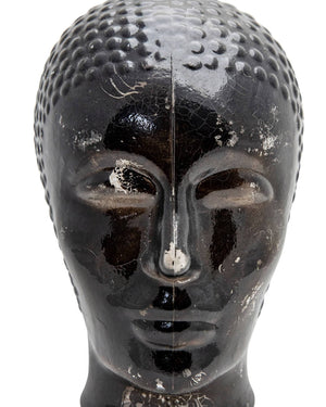 Cabeza femenina de cristal negro. Años 70