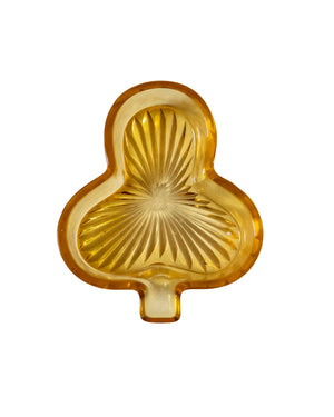 Estuche de piel con cuatro ceniceros de cristal amarillo representando los naipes de la baraja francesa. Casa Kirby, Beard & Co. 5 Rue Auber, París. Francia