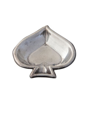 Set of four metal ashtrays shaped like the different suits of the deck