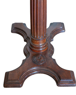 English mahogany lectern. XIXth century