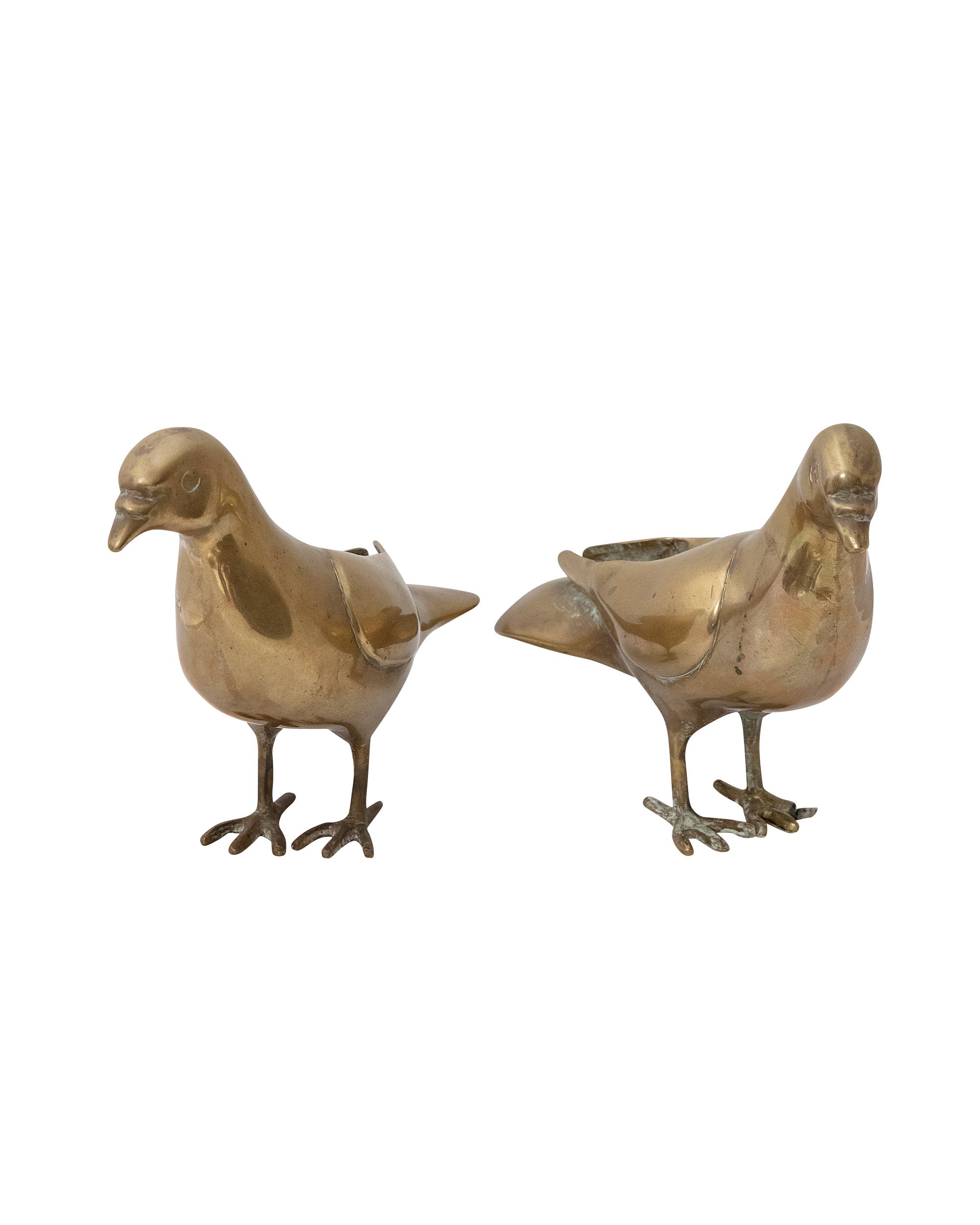 Paire de pigeons en bronze