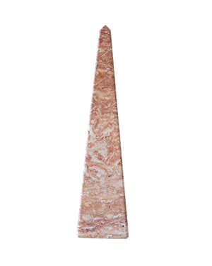 Pareja de pequeños obeliscos de mármol. Flli MANNELLI. Italia