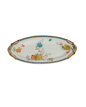 Porcelain tableware from Limoges Bernardaud & Cº with floral motifs. From around 1947. 72 pieces