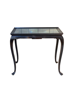 "Cabaret" type side table with lacquered top and golden edge. End of the XIXth century