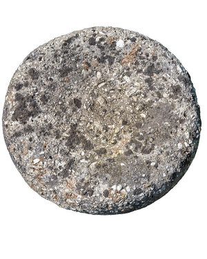 Taburete de cemento con forma de champiñón