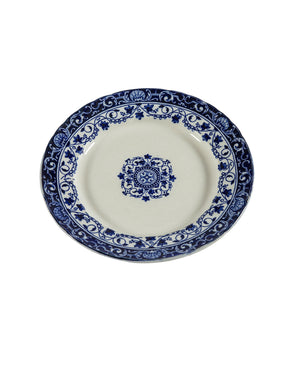 Jules Vieillard porcelain tableware. Bordeaux. Louis XV. 64 pieces